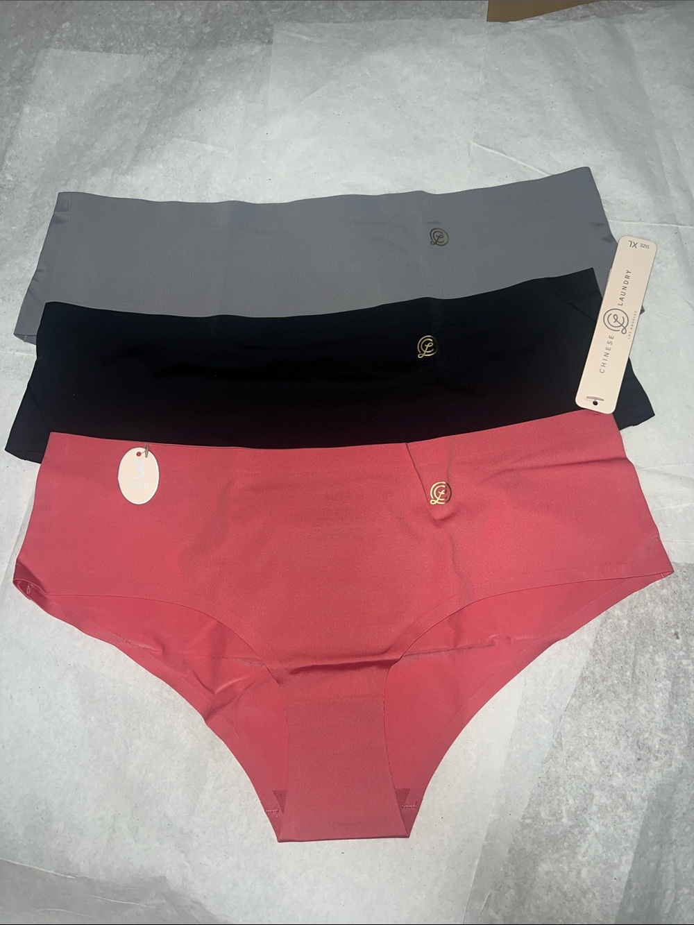 (XL) Chinese Laundry 3-Pack Seamless No Show Panty- Coral, Black, Gray